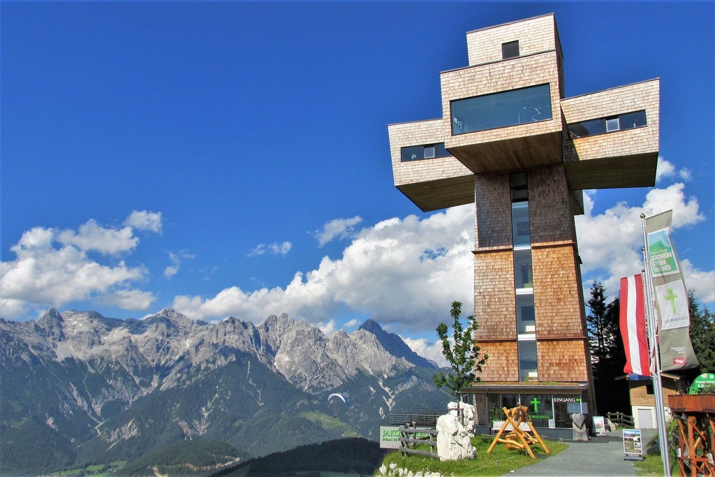 Kitzb252helske-Alpy-Pohodova-turistika-lanovkami