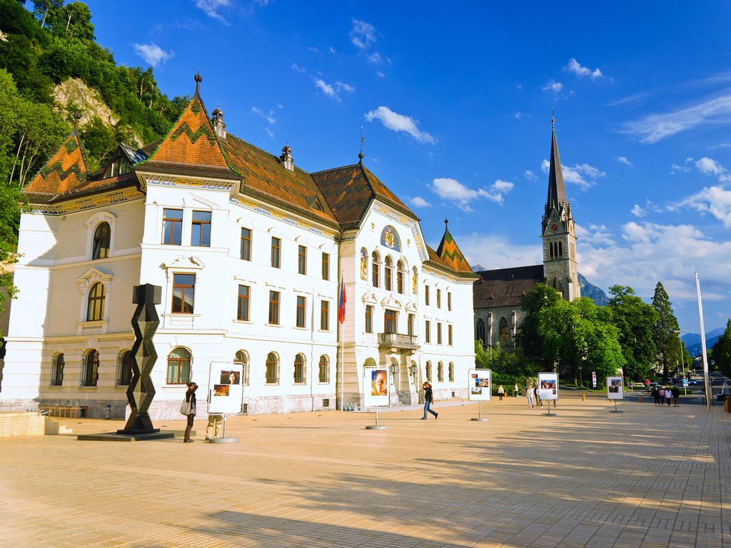 Krasy-Svycarska-vlakem-mezi-velikany-4